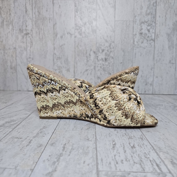 Silent D for Anthropologie Katia Wedges - Picture 5 of 11